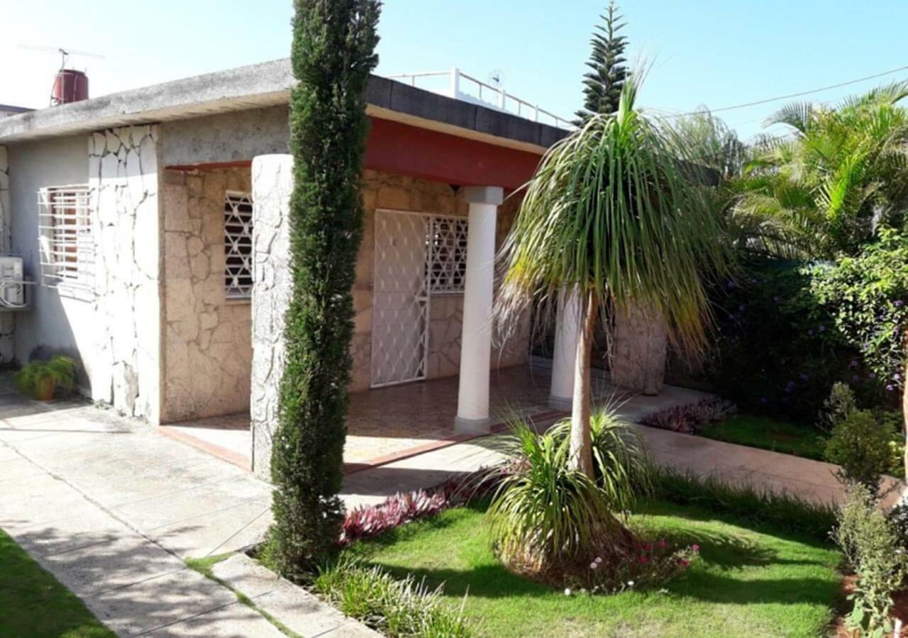 La Casa De Yussi, La Habana Hotel Arroyo Arenas Exterior photo